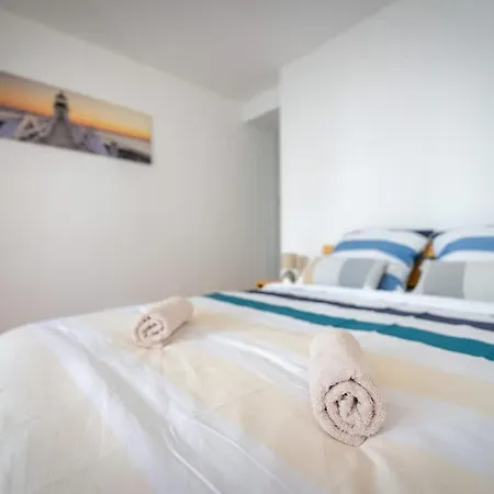 Logement Vacances La Rochelle Aytré Exterior photo