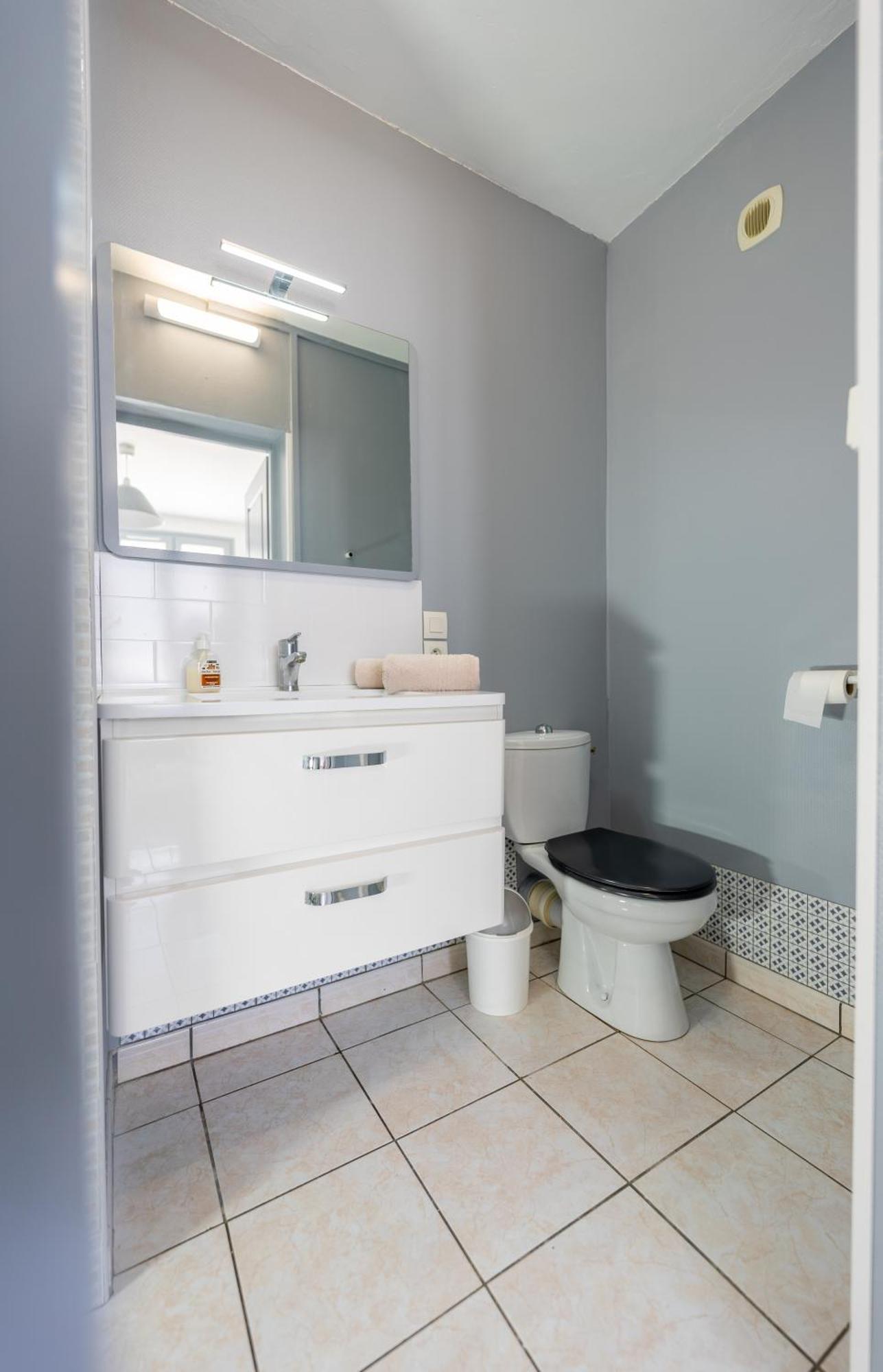 Apartment La Rochelle *